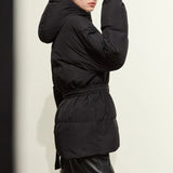 Alica | Dicke Kapuzen-Daunenjacke mit Gürtel