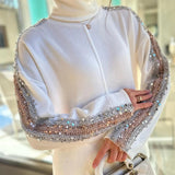 Sophie | Weißer Zweiteiler mit Pailletten-Details & Rollkragen