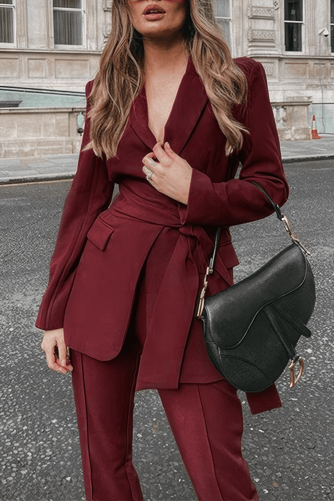 Outfit-Ideen für den Herbst 2025: Von Strickkleid bis Oversized Blazer