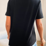 Basic Damen T-Shirt mit Herz-Detail – Minimalistisch, Casual & Kombinationsstark