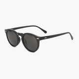 Austin | Sommer-Outfit mit Leinenhemd, Shorts & Sonnenbrille
