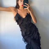 Maxikleid mit Rüschen – Figurbetontes Abendkleid mit Spaghettiträgern