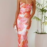 Figurbetontes Maxikleid – Sommerkleid mit Spaghettiträgern & Blumenprint