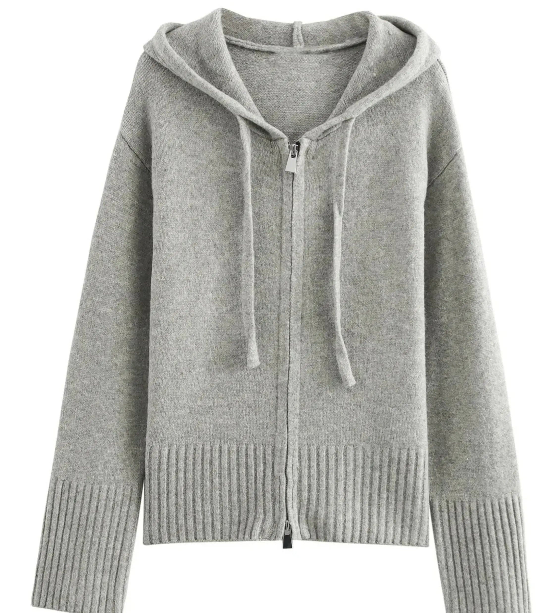 Kornelia | Strickjacke mit Kapuze und Reißverschluss
