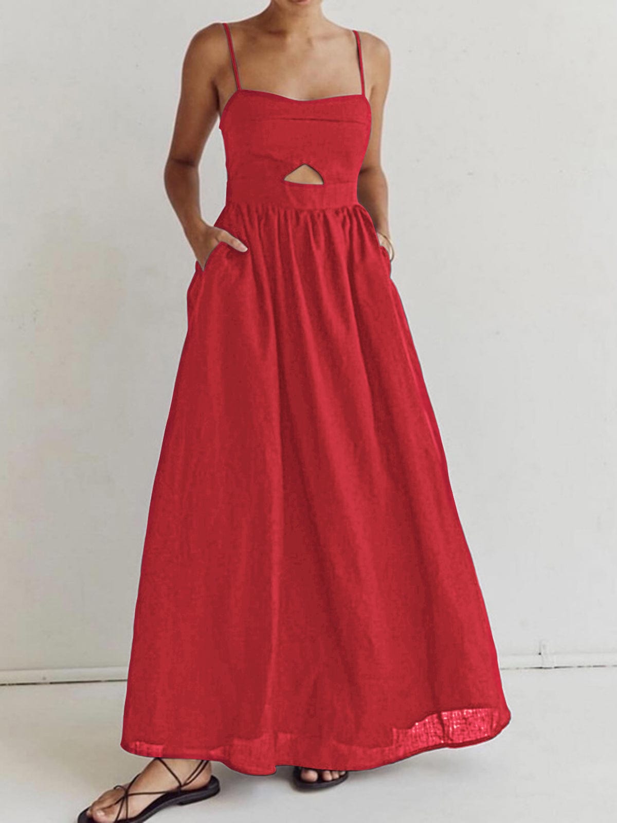 Benedikta | Ärmelloses Maxi-Kleid aus Leinen mit Cut-Out-Detail und Spaghettiträgern