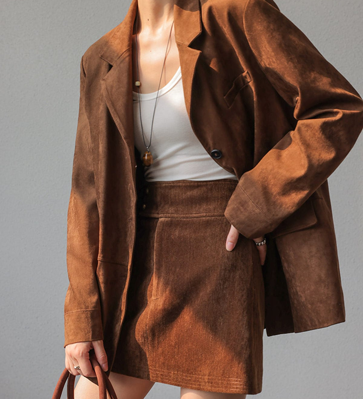 Romy | Trendiges oversized Blazer und Rock Set aus braunem Wildleder