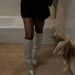 Chloé | Luxuriöse Overknee-Stiefel mit Strassdetails - Zendoo.de