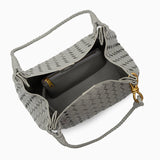 Valeria | Geflochtene schwarze Damenhandtasche aus veganem Leder mit Schulterriemen & goldenen Details