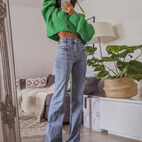 Flared Jeans mit Stern-Applikation – Hoher Bund & Vintage-Stil für Trend-Looks