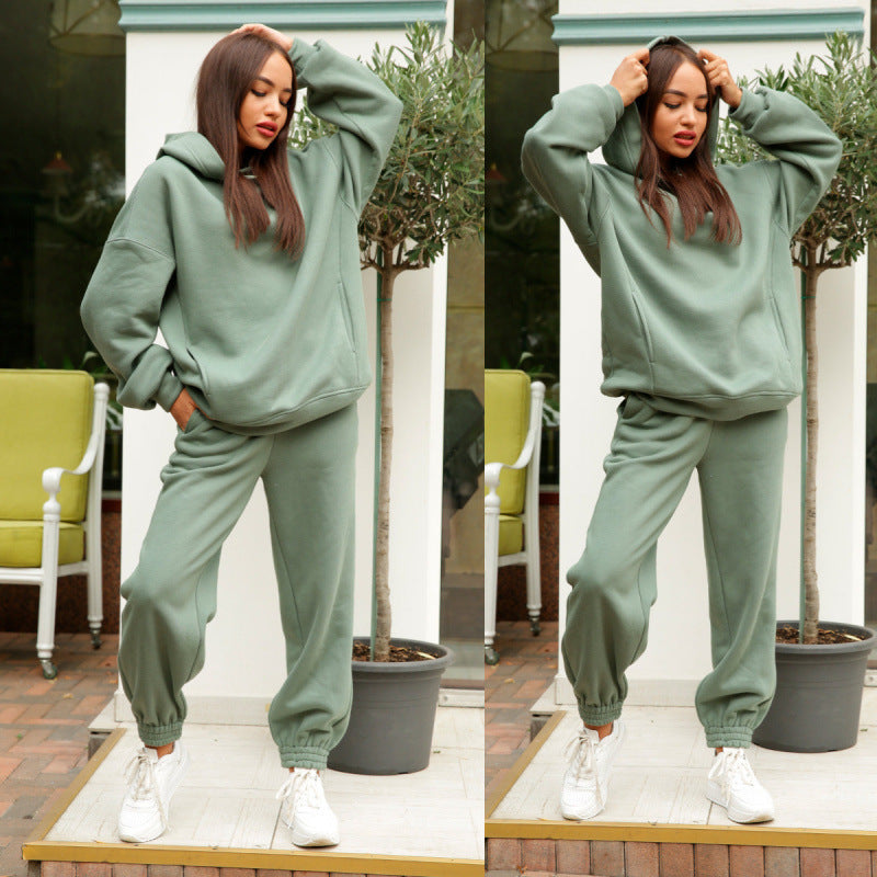 Damen Freizeitanzug mit Kapuzenpullover und Jogginghose