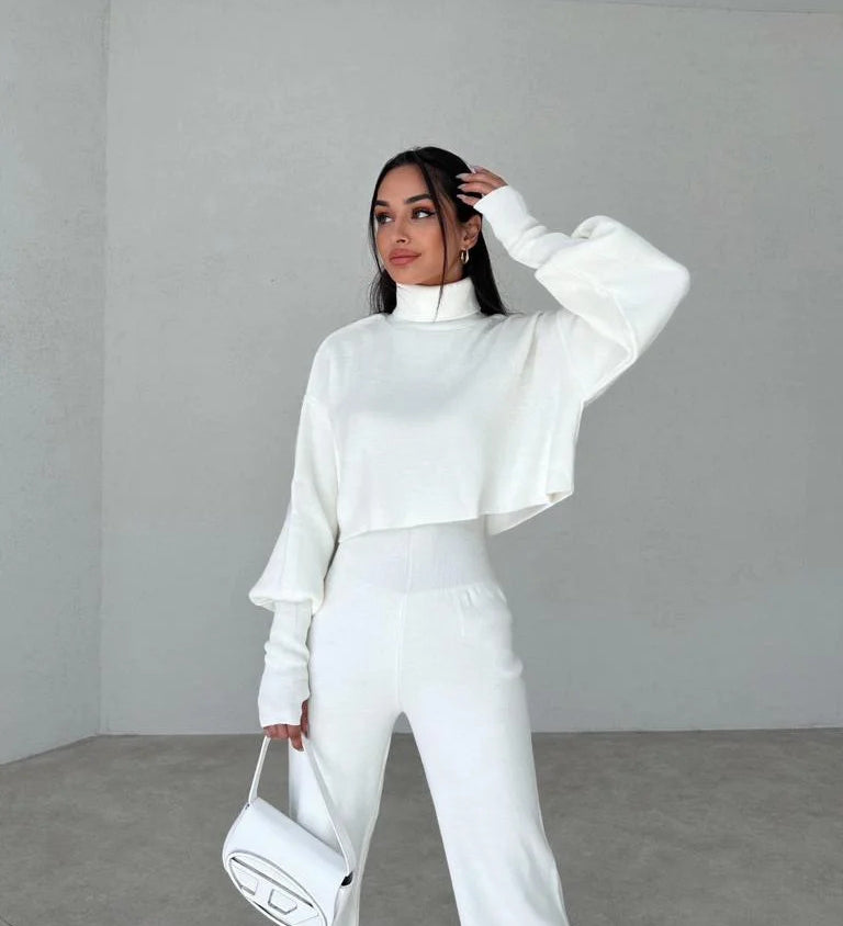Modisches Zweiteiler Set mit Rollkragen Pullover und Hose – Trendiger Streetstyle Look