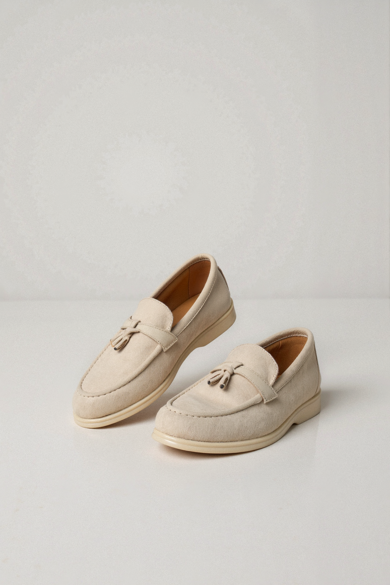 Beige Loafer mit Quasten – Eleganz und Komfort