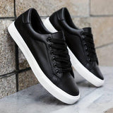Weiße Sneaker – Schlichte Eleganz und Vielseitigkeit