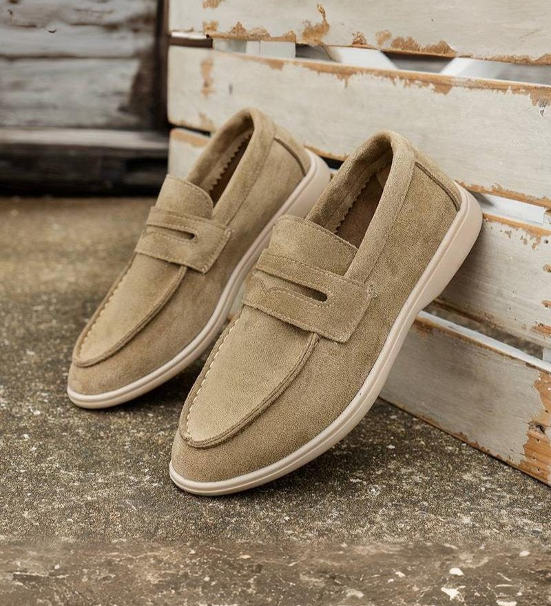 Casual Loafer in Dunkelblauer und Beiger Veloursleder-Optik