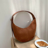 Lene | Halbmond-Tasche aus Wildleder
