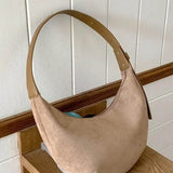 Lene | Halbmond-Tasche aus Wildleder