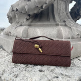 Finja | Geflochtene Clutch aus Kunstleder