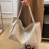 Lilli | Schlichte Damen-Tasche aus Kunstleder