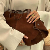 Pauline | Geräumige Damen-Shopper-Tasche aus Wildleder