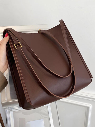 Stella | Minimalistische Schultertasche aus Kunstleder