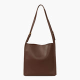Stella | Minimalistische Schultertasche aus Kunstleder