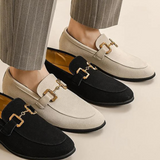 Elias | Lässig Herren-Loafer aus Wildleder mit edlem Metall-Detail
