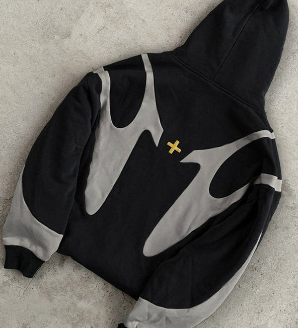 Stylischer Kapuzenpullover mit Reißverschluss und modernem Kontrastdesign