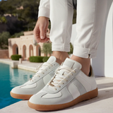 Herren-Sneaker im klassischen Retro-Stil – Wildleder & Gummisohle