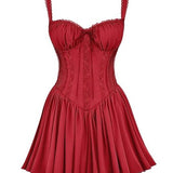 Romantisches Korsett-Minikleid mit Trägern und Rüschendetails