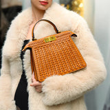 Estelle | Elegante geflochtene Handtasche mit Drehverschluss & goldenen Details