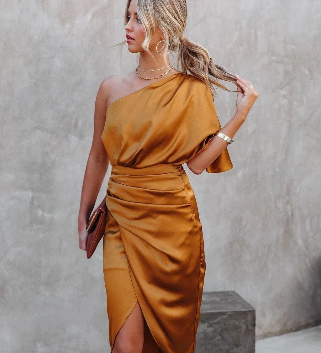 Wilhelmina | Elegantes One-Shoulder Satin-Kleid mit Drapierung