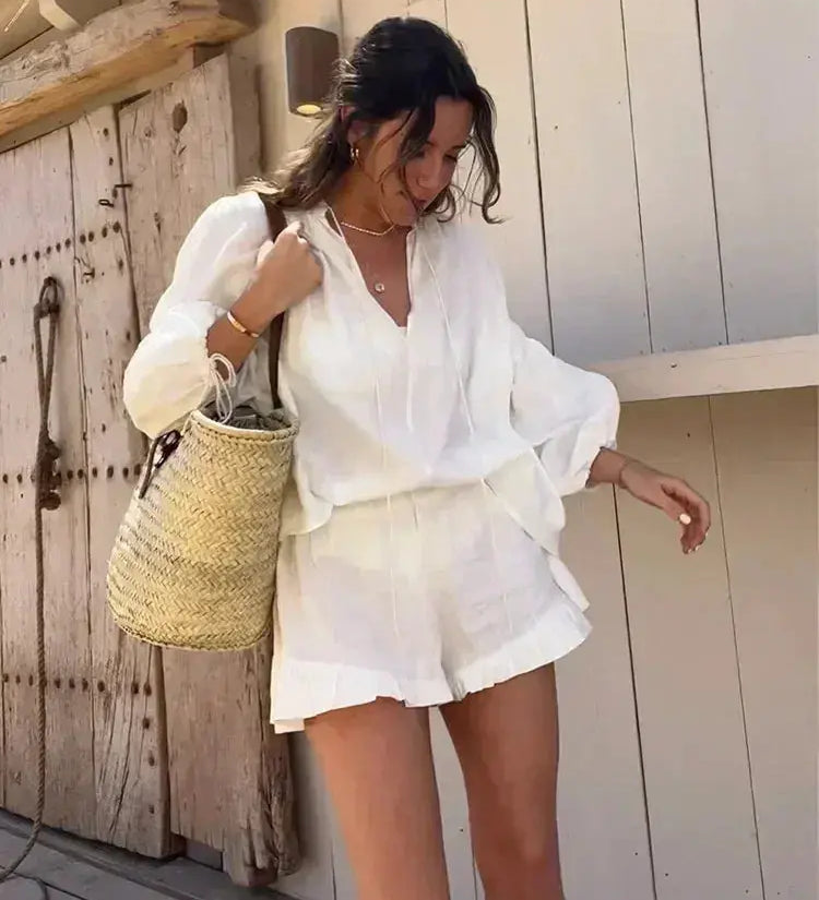 Zoë | Stilvolle weiße Rüschen Shorts Set Zendoo.de