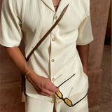Herren Sommer Set – Kurzarmhemd & Shorts mit modernem Streifen-Design