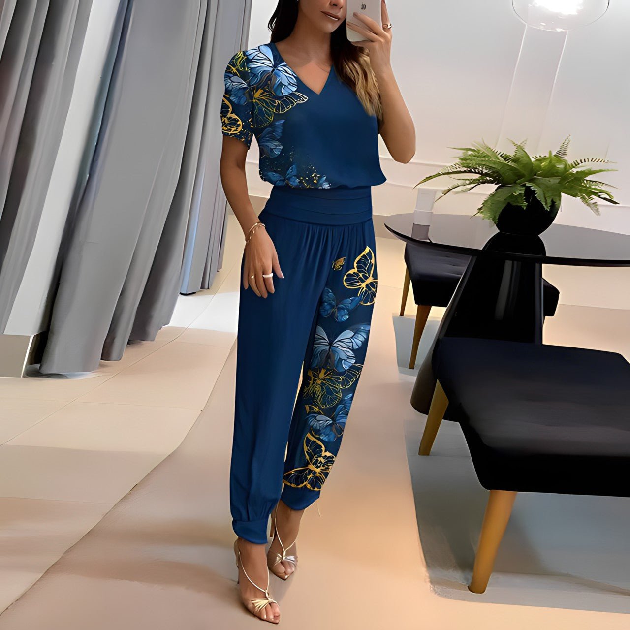 Damen Sommer Zweiteiler mit modernem Print und V-Ausschnitt