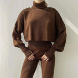 Modisches Zweiteiler Set mit Rollkragen Pullover und Hose – Trendiger Streetstyle Look
