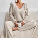 Damen Zweiteiler Strick Set mit V-Ausschnitt und weitem Schnitt