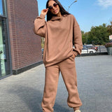 Damen Freizeitanzug mit Kapuzenpullover und Jogginghose