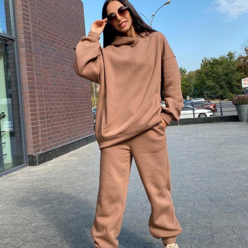 Damen Freizeitanzug mit Kapuzenpullover und Jogginghose
