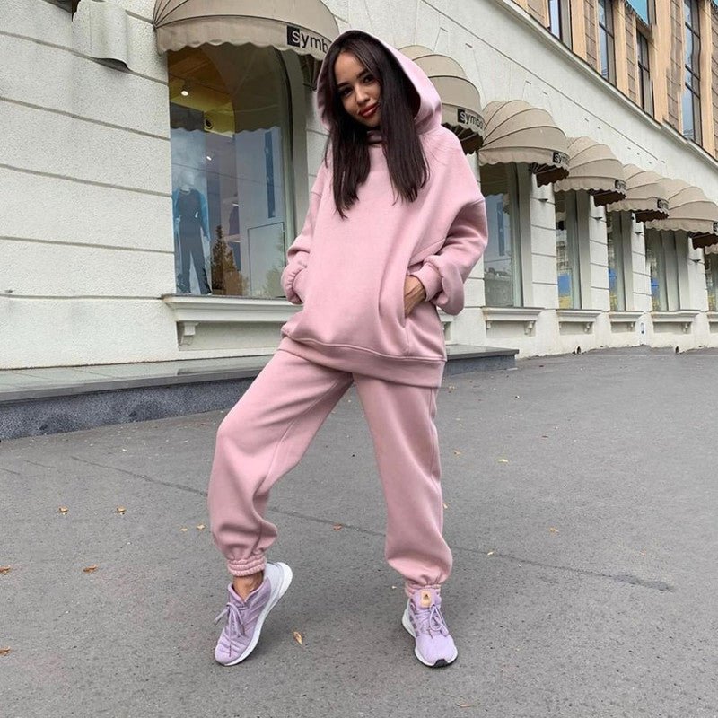 Damen Freizeitanzug mit Kapuzenpullover und Jogginghose
