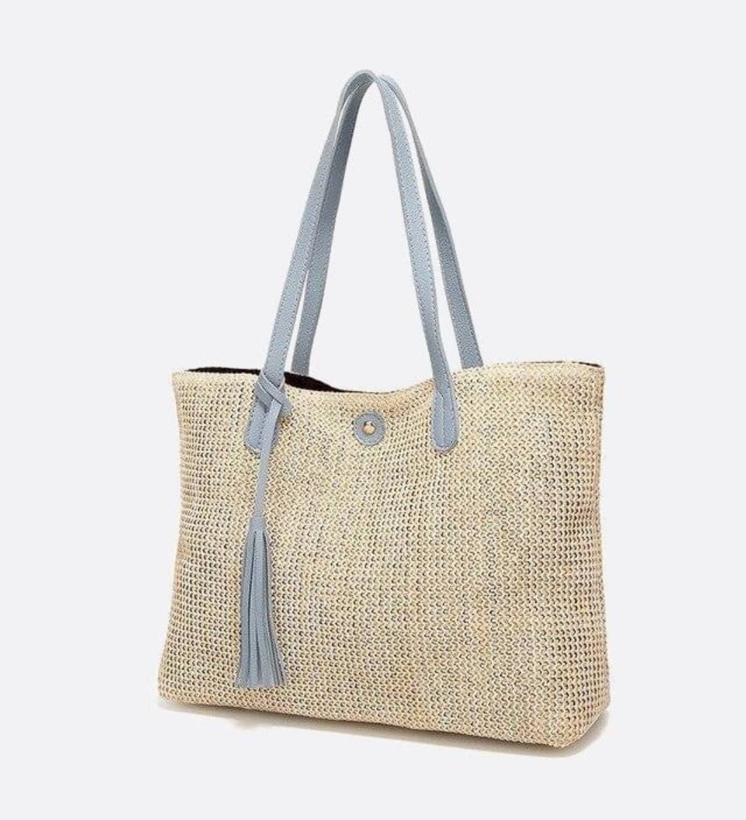 Mira | Große Strohtasche mit langen Tragehenkeln & Deko-Pompon – Sommerlicher Shopper aus Naturmaterial