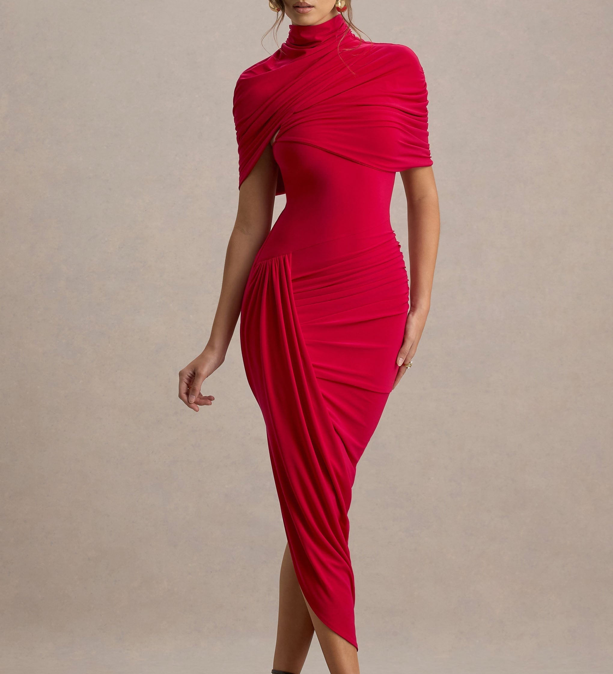 Drapiertes Midikleid – Figurbetontes Abendkleid mit Stehkragen & Cape-Detail
