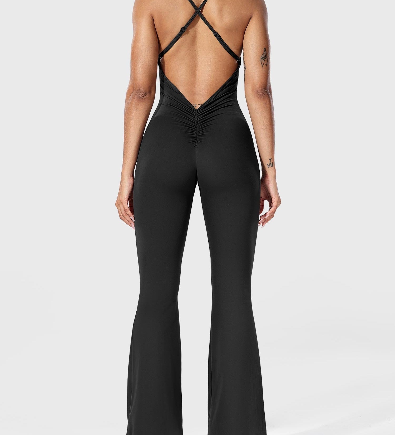 Serafina | Backless Flare Jumpsuit mit verstellbaren Trägern