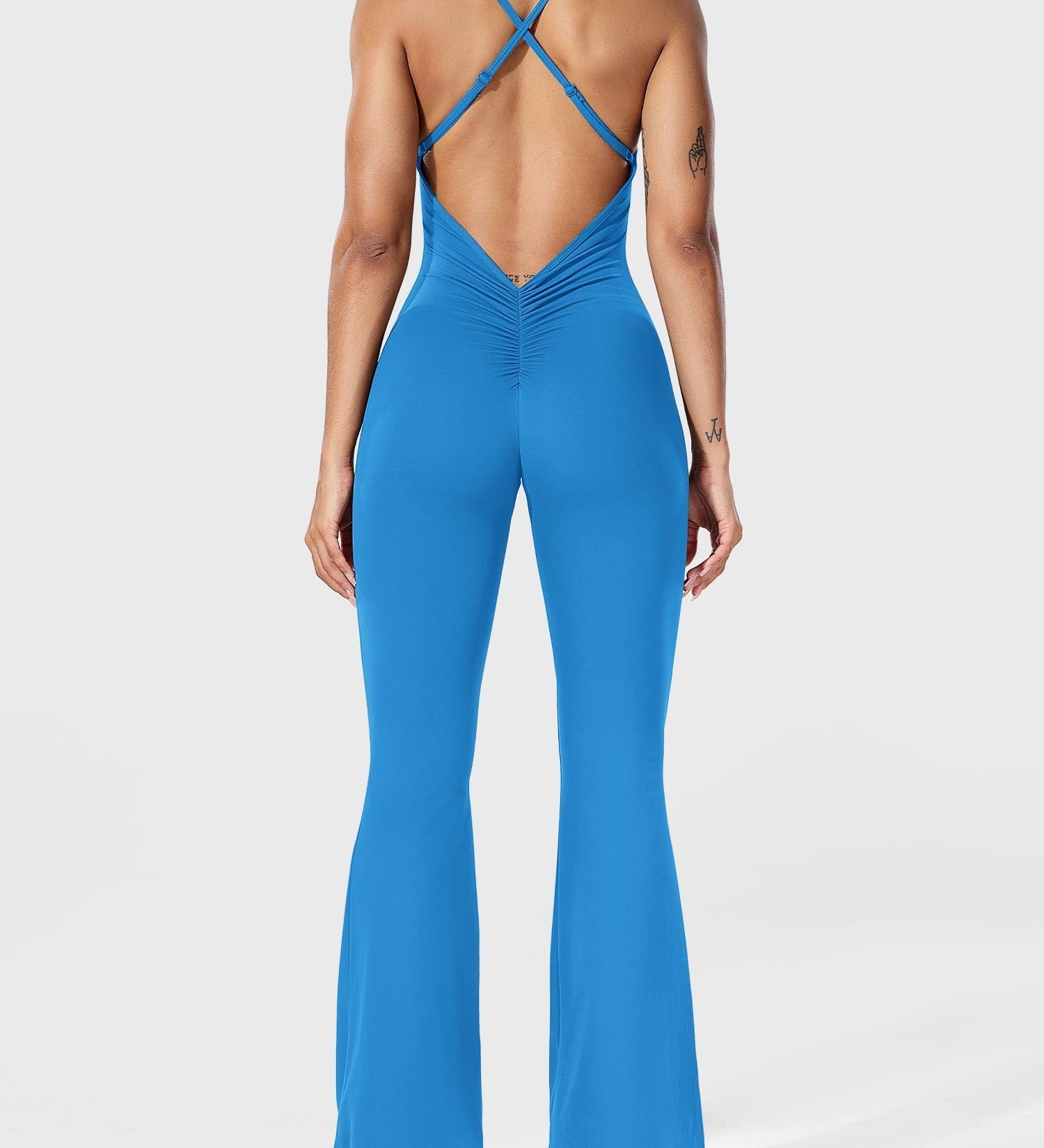 Serafina | Backless Flare Jumpsuit mit verstellbaren Trägern