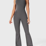 Serafina | Backless Flare Jumpsuit mit verstellbaren Trägern