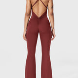 Serafina | Backless Flare Jumpsuit mit verstellbaren Trägern